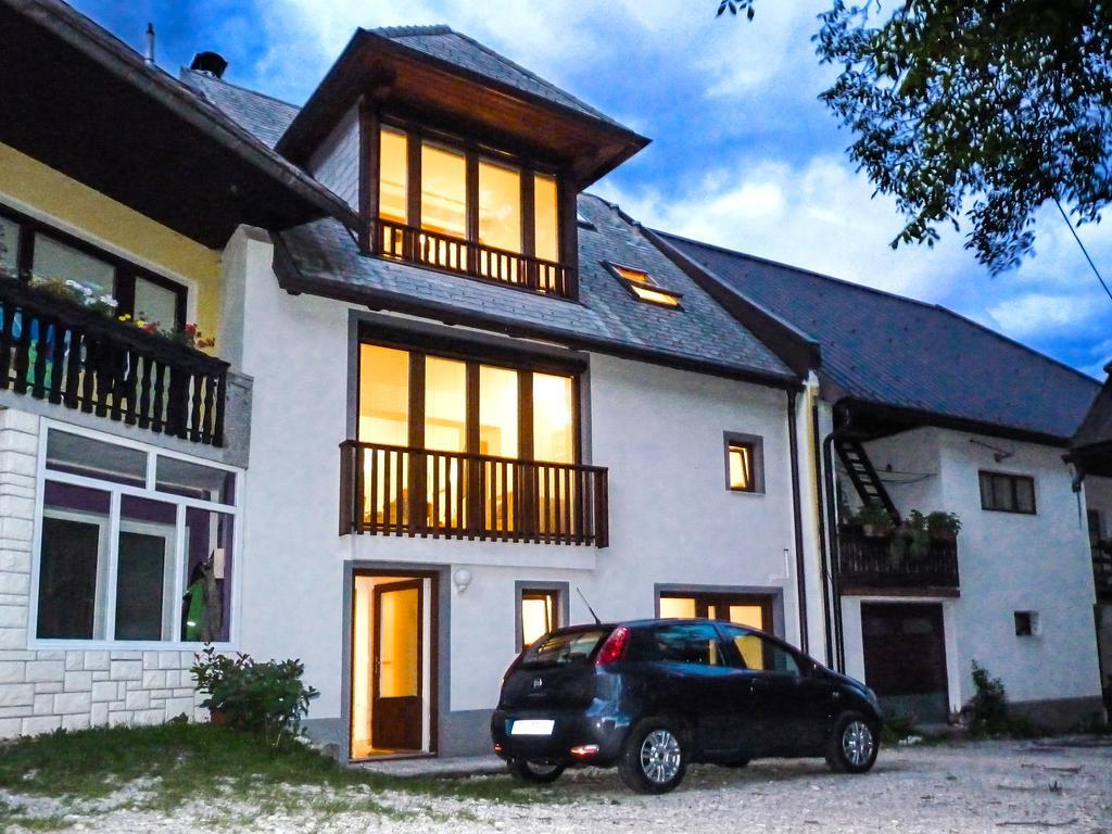 בובק Chalet Floranneve מראה חיצוני תמונה
